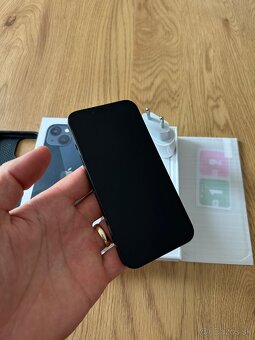 iPhone 13 128 gb Midnight - komplet príslušenstvo, zaruka - 7