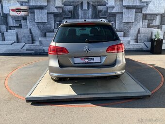 Volkswagen Passat 2.0TDI 125KW, VÝBAVA - 7