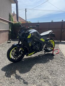 YAMAHA MT-09 - 7