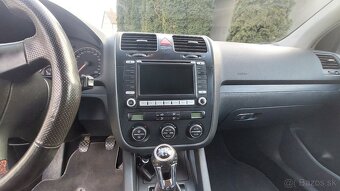 VW Golf V 1.6 16V benzín 75kW - 7