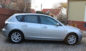 • MAZDA 3 1.6i, 77 kW, benzín, FACELIFT, r.v. 2006 • - 7