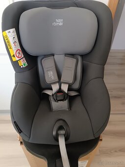 Britax romer M-Isize - 7