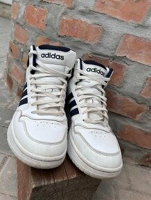 Adidas HOOPS botasky veľkosť č. 41,5 - 7