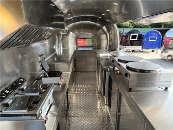 Airstream food truck gastro príves Medium - 7