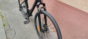 Predám krosový bicykel Trek Dual Sport,kolesá 28" - 7