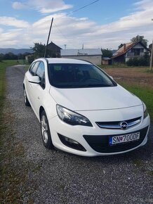 Opel Astra sports Tourer combi 1.7 - 7