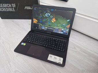 ASUS VivoBook X556u 15,6" i5,GeForce,8gbram - 7