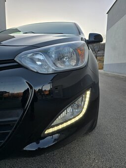 Hyundai I20 2013(facelift).1.25benzin,136000km,kúpené v SR - 7