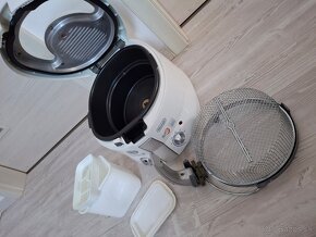 Rotačná fritéza DeLonghi - 7