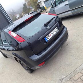 Predám Ford focus 1.8tdci - 7