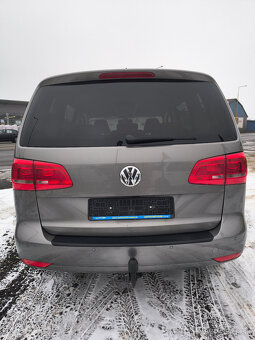 Volkswagen Touran 2.0 TDI Highline - 7