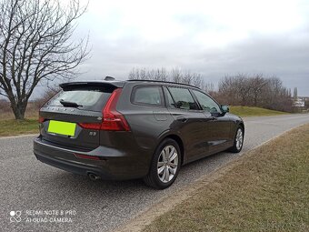 predám Volvo V60, benzín 2.0, automat, rok 2020/11 - 7