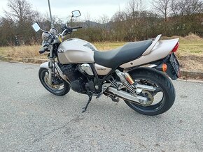 Suzuki gsx 750 INAZUMA  TOP STAV - 7