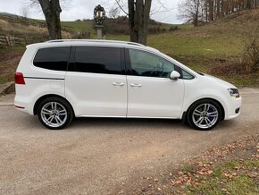 Volkswagen Sharan 2.0TDI 4-motion 7-miest Webasto - 7