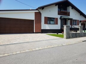 6 izbový samostatne stojaci RD - BERG Rakúsko s garážami - 7