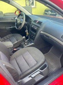 Škoda Octavia 2,0Tdi Combi Elegance 4x4 - 7