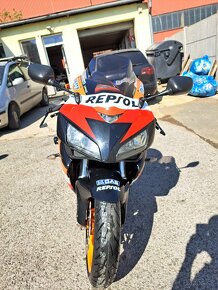 Honda CBR1000RR Repsol - 7