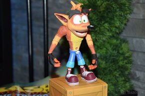 NECA Crash Bandicoot - 7