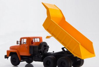 KRAZ-251B 1:43 - 7