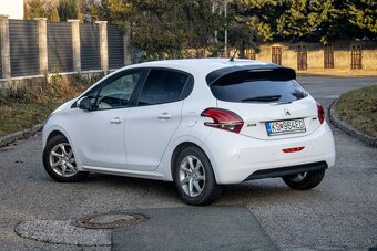 Peugeot 208 1.2 PureTech STOP START Active EAT5 - 7