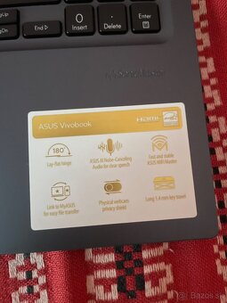 Asus vivobook 15 modrý - 7