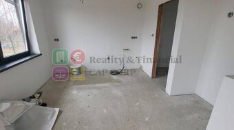 Predaj 4 izbový RD-bungalov,Nitra-Chrenová, poz.4,36á,Exklu - 7