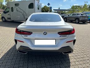 BMW 8 Coupe M850 i xDrive, 2021, top stav - 7