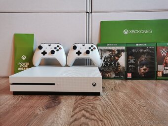 Xbox One S - 7