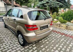 Mercedes-Benz Třídy B 150 1,5i serviska naj:141000km benzín - 7