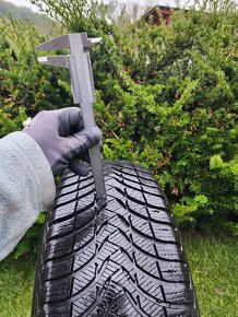 Michelin 215x55 R16 - 7