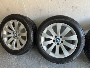 Elektróny so zimnými pneumatikami Pirelli na BMW - 7