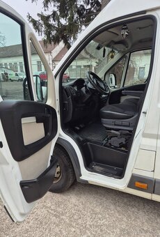 Citroen Jumper 2,2 - 7