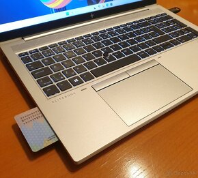 ako nový HP EliteBook 850 G7 i7-10Gen, 16GB/256GBSSD - 7