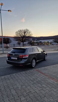 Toyota Avensis Combi 2.2TDI  2010 - 7