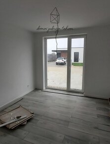 Luxusný 3 izbový byt s terasou - Košúty - 7