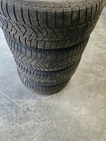 5x112 r17 7J ET37 215/55R17 - 7