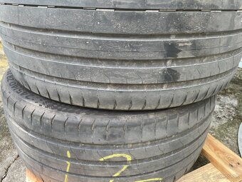 Continental 245/40 R19 - 7