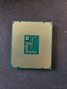 Intel Xeon E5 procesory - 7