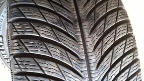 2 ks ZIMNÉ 245/45 r18 100V XL MICHELIN dezé cca 6 mm r. 2019 - 7