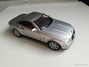 1:18 Mercedes Benz SLK funkcna otvaracia strecha - 7