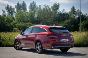 HYUNDAI i30 1.5i CVVT 81kW Play 2023 - 7