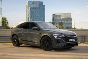 Audi Q8 e-tron Sportback 55 S line quattro - 7