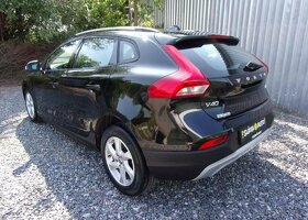 Volvo V40 1.6 D2 84kW CROSS COUNTRYTOP nafta manuál 84 kw - 7