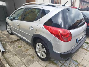 Peugeot 207sw 1.6 HDI - 7