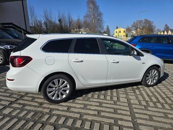 Opel Astra Sport Tourer ST 1.7 CDTI ECOTEC 125k Cosmo - 7