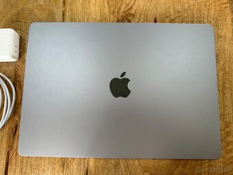 Apple Macbook M3 (2024) v záruke - 7