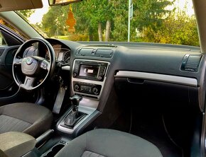 Škoda octavia 2 1.6TDI DSG F1 Elegance RV2012 - 7