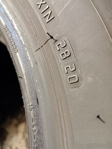 Predam 2ks pneu 215/70/r16   zimne  100T   Bridgestone - 7