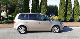 Volkswagen Touran 2.0 TDI Highline DSG - 7