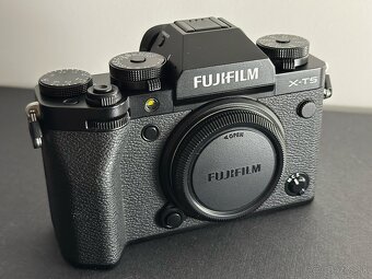 Fujifilm X-T5 telo + príslušenstvo - 7